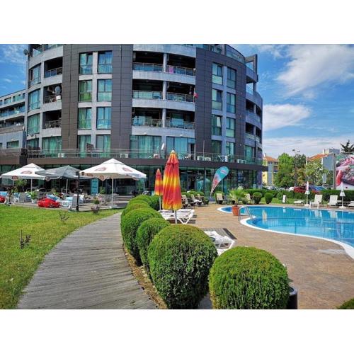 Тристаен апартамент в Sunny beach Plaza, Слънчев бряг