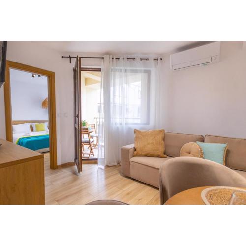 Sunny Boho Home by RV Apartments