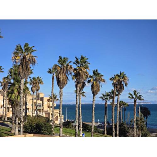 Sunny bungalow La Mata with sea views