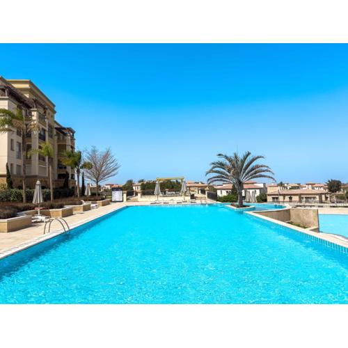 Sunny Cairo City Center l Serviced l Golf l Pool l Gym l 3