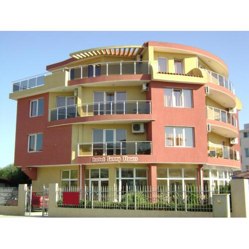 Sunny Flower Family Hotel