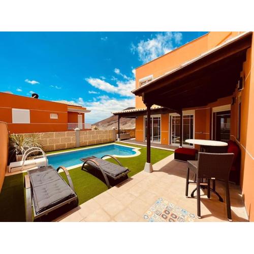 Sunny Island Villa N 6 in Los Cristianos, Tenerife