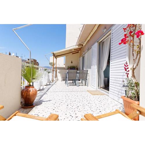 Sunny Penthouse For balcony lovers