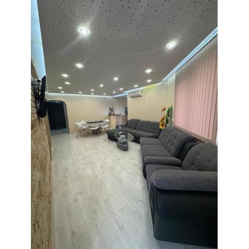 Sunny & Stylish Apartment