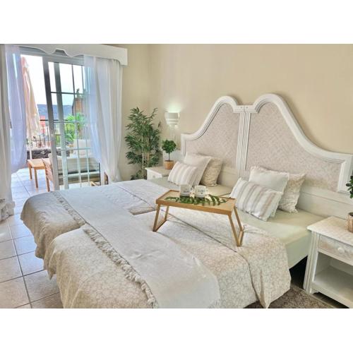Sunny terrace & Heated pool