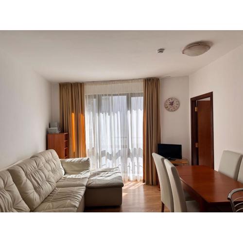 Sunny two bedroom apartment 12 in Tulip , Flora Residence - prime location!