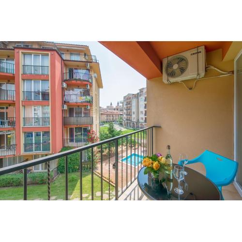 Sunny View Central Holiday Apartments