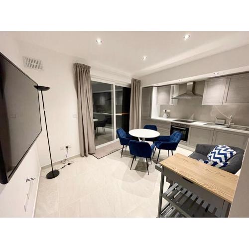 Sunnyside Penthouse