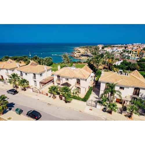 SunnyVillas: 4BR SeaFront Villa*Private Pool*BW44