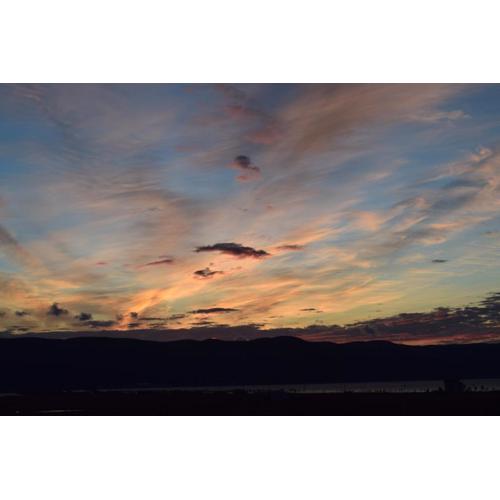 Sunrise Sea & Mountain Vista Apartments