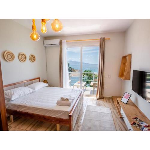 Sunset Apartment 11
