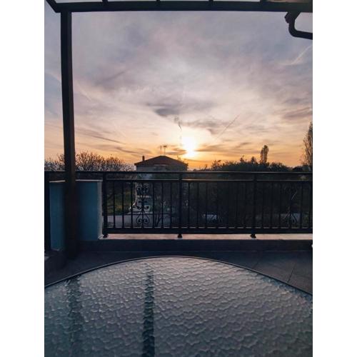 Sunset Breeze