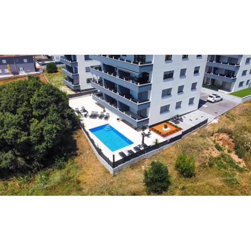 Sunset Coral Trogir - apartment with pool