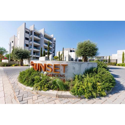 Sunset Gardens - Holiday Apartments - by TLV Living
