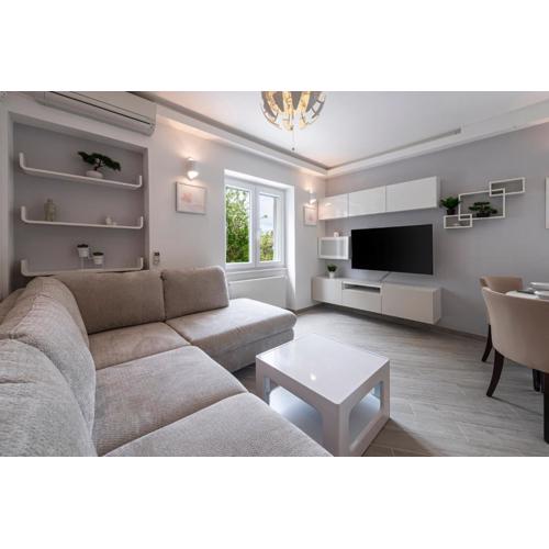 Sunset Premium Residence IV