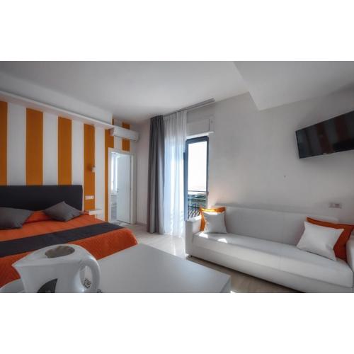 Sunset rooms