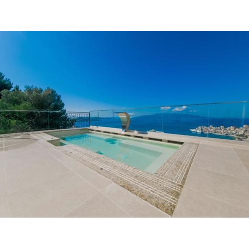 Sunset Shoreline Saranda - Sea View - Free Private Parking - Pool