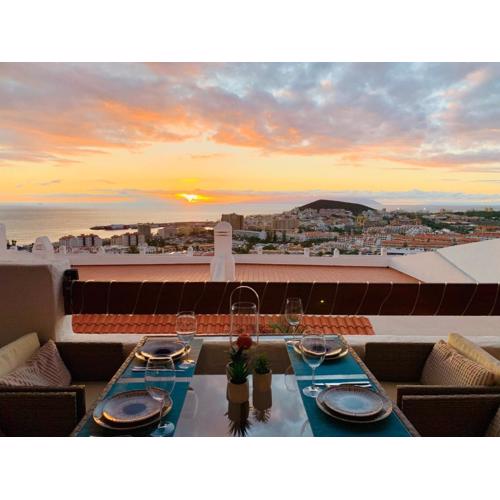 Sunset View Studio at Port Royale with heated pool and free Wi-Fi