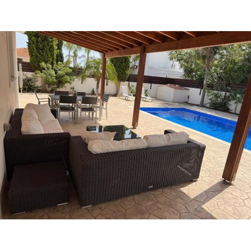 Sunset Villa Agia Thekla