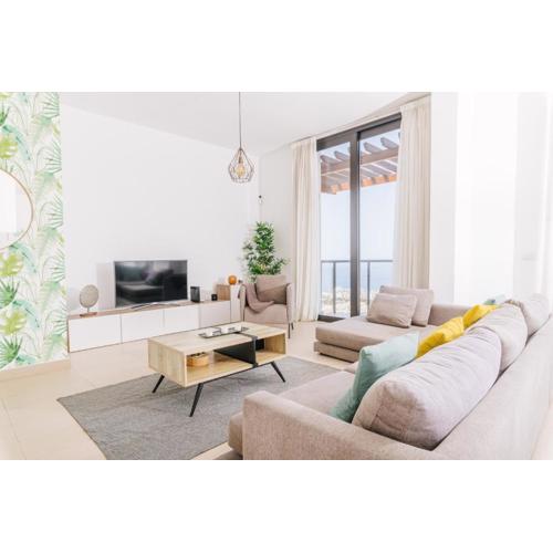 Sunset White Villa - Ocean view, Jakuzzi, Heated Pool, Air-conditioning, Grill
