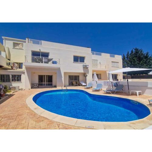 Sunshine Apartment