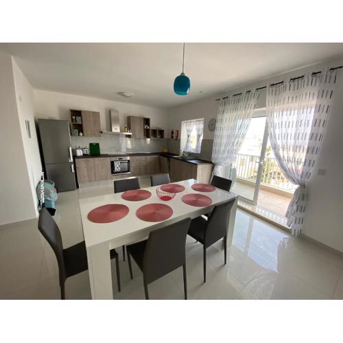 Sunshine Apartments Mellieha - modern three bedroom apartment - Apt No 3