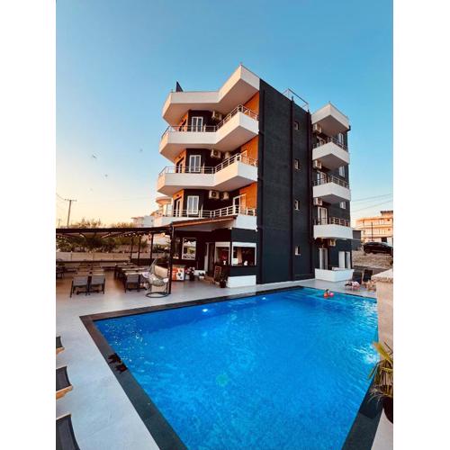 Sunshine Hotel
