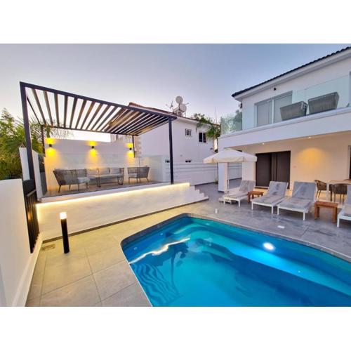 Sunshine Villa Ayia Napa