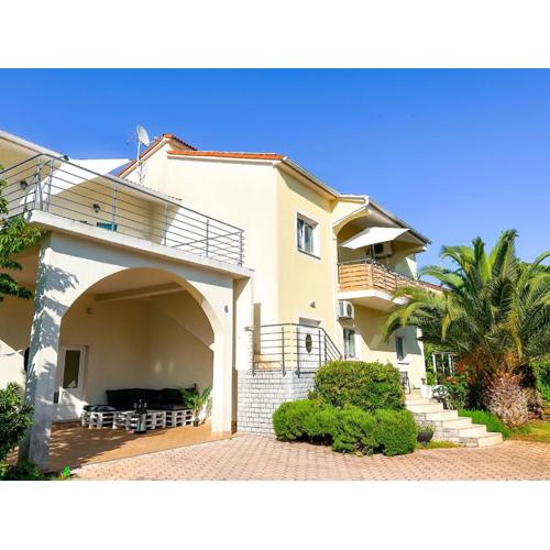 Sunside Apartments