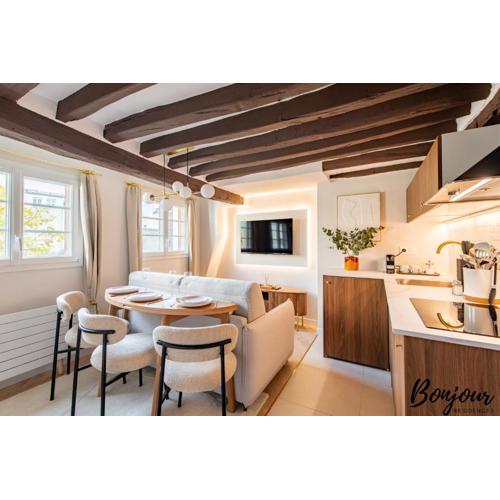 SUPER CENTRAL - Marais Designer One-Bedroom - FREE Parking