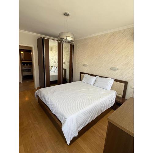 Super Central Comfy Apartment