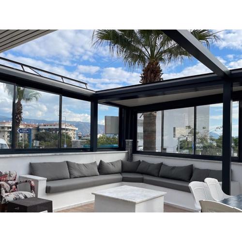 Super Luks, Denize 100 Metre, Ruya Evi 1