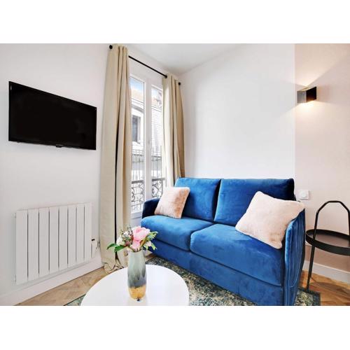 Super Studio - Place de la Bastille