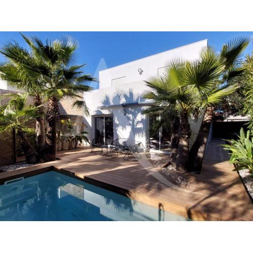 Super villa 6 personnes avec piscine et climatisation a cote des plages