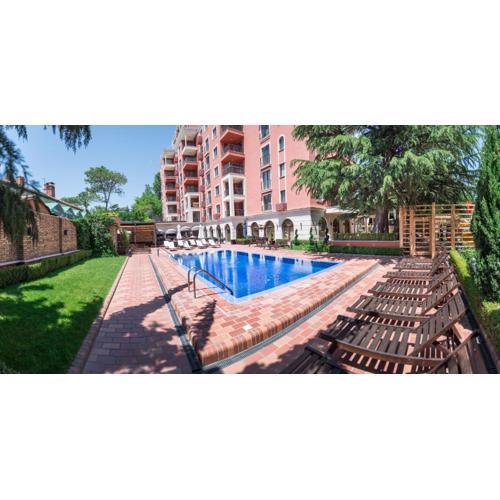 Superb 2-BDR Luxury Apt with POOL in Villa Mare by Flat Mаnager
