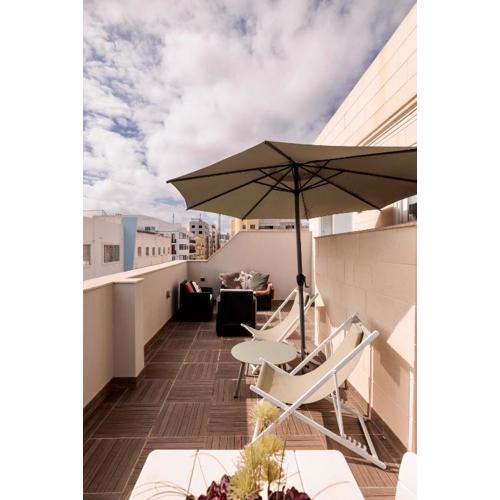 Superb 3 Bed Penthouse with Large Terrace