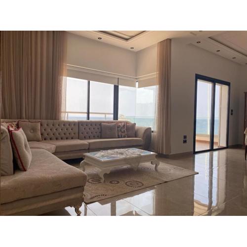 Superb apartment with sea view
