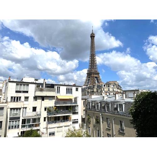 Superb flat with iconic Eiffel tower view