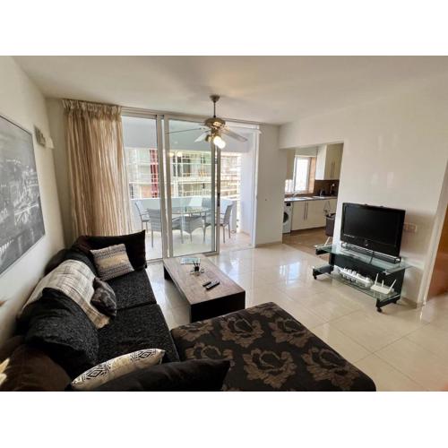 Superb Seaview Flat, Prime Area