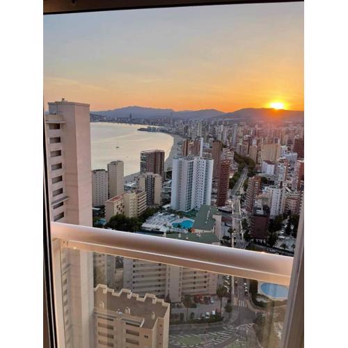 Superb View - Renovated 2025
