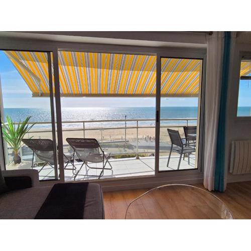 Superbe Appartement Rénové 2 Chambres Face Mer - FR-1-323-577