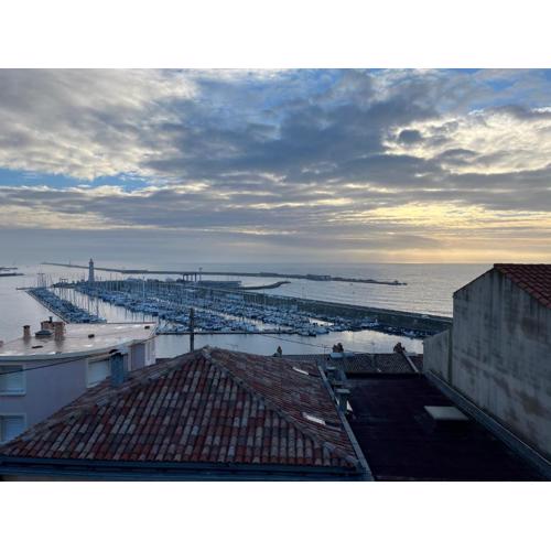 Superbe duplex climatisé avec vue mer, 2 chambres, WIFI à Sète - FR-1-338-593