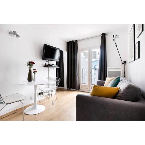 Superbe studio avec balcon au coeur de Montorgueil