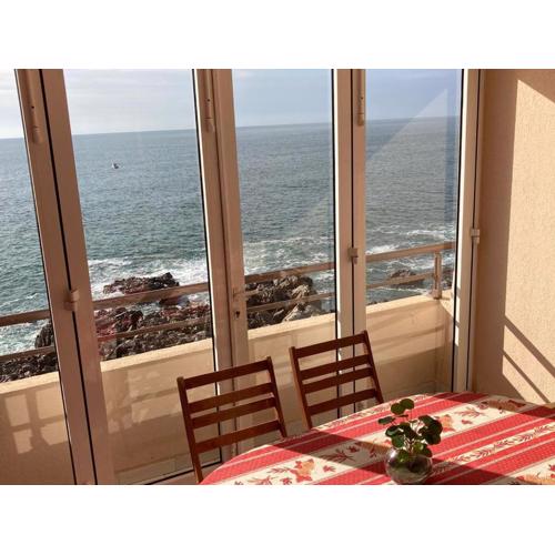 Superbe T3 44m² avec loggia et piscine, parking inclus, face à la mer, 2⭐️ - FR-1-472A-229