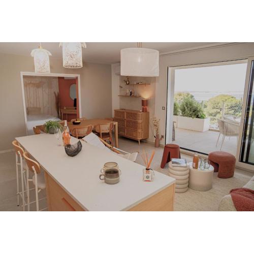 Superbe T4 vue mer et etang, terrasse et parking
