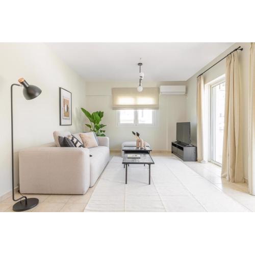 Superior 3BR Apartment in Chalandri by UPSTREET