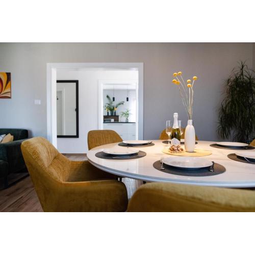 Superior Apartment Sincic