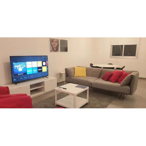 SUPERLA LUXURY APARTMENT (BREAKBOOKING-CY)