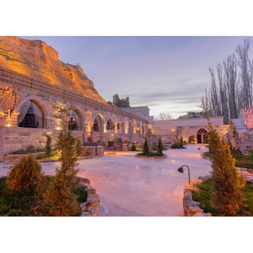 Sur Cave Hotel