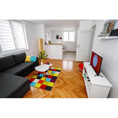 Suzy`s place